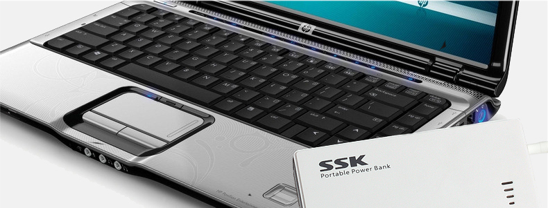 SSK飚王 SRBC531 笔记本移动电源 聚合物多功能充电宝 30000毫安