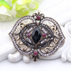 Vintage Turkish Women Flower Heart Brooch Pins Symmetrical Hollow Arabesque Brooches Broches Antique Gold Color Resin Jewelry