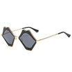 2018 Fashion Personality Sunglasses Lips Frame Women Metal Sun Glasses Sexy Designer Red Lips Lady Preference Accessory Eyewear