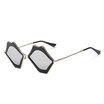 2018 Fashion Personality Sunglasses Lips Frame Women Metal Sun Glasses Sexy Designer Red Lips Lady Preference Accessory Eyewear