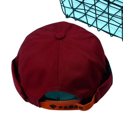 New eaves-free hat for men&women round-topped melon skin hat for landlords&landlords in spring&summer
New eaves-free hat for men&women round-topped melon skin hat for landlords&landlords in spring&summer