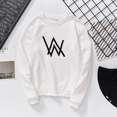 Autumn Winter Wild Plus Velvet Loose Round Neck Pullover Couple Girlfriends Sweatshirt Clothes
Autumn Winter Wild Plus Velvet Loose Round Neck Pullover Couple Girlfriends Sweatshirt Clothes