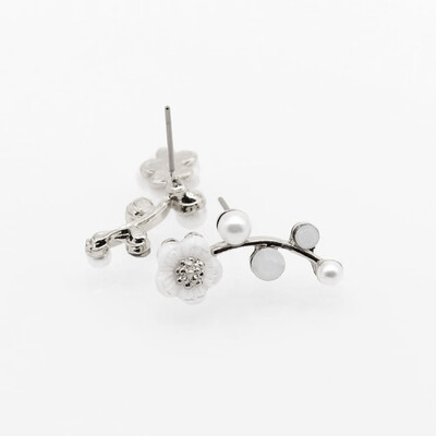 New Fashion Crystal Earrings Pearl Women Branch Shell Pearl Flower Stud Earrings Female
New Fashion Crystal Earrings Pearl Women Branch Shell Pearl Flower Stud Earrings Female