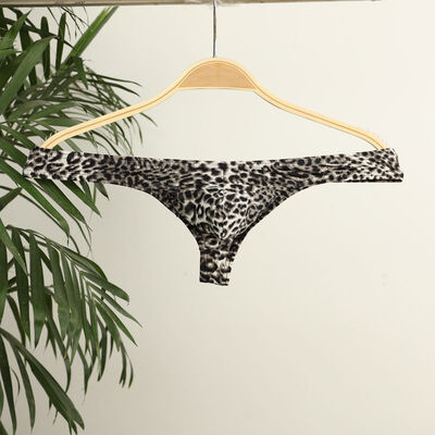 Mens Sexy T-Back Thongs G-Strings Male Leopard Print Low Rise Man Comfortable Underwear New Fashion 2019
Mens Sexy T-Back Thongs G-Strings Male Leopard Print Low Rise Man Comfortable Underwear New Fashion 2019