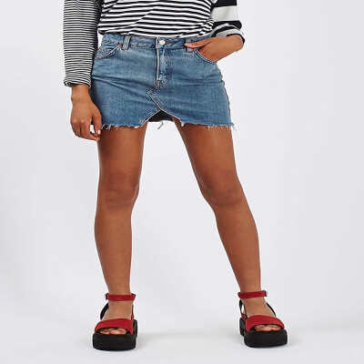 European&American explosion models with the same cat must-have denim half-length A-line skirt 3 colors 3 short denim skirt1
European&American explosion models with the same cat must-have denim half-length A-line skirt 3 colors 3 short denim skirt1