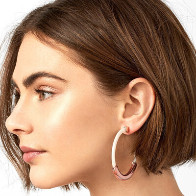 NeillieN C-shaped acetic acid plate earrings womens fashion double-sided alloy sheet acrylic EarringsRound Earrings
NeillieN C-shaped acetic acid plate earrings womens fashion double-sided alloy sheet acrylic EarringsRound Earrings