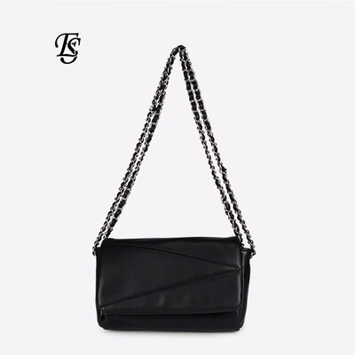 ESHUNFA 2019 new fashion chain shoulder bag handbag simple mini Messenger bag ES571 4324
ESHUNFA 2019 new fashion chain shoulder bag handbag simple mini Messenger bag ES571 4324