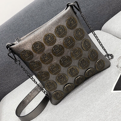 Tailored Unisex Fashion Metallic Dot Shoulder Bag Leather Chain Crossbody Bag Handle Bags
Tailored Unisex Fashion Metallic Dot Shoulder Bag Leather Chain Crossbody Bag Handle Bags