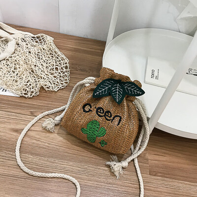 Wenyi Sen Cactus Casual Crossbody Female 2019 Summer New Fashion Letter Weave One Shoulder Bucket Bag
Wenyi Sen Cactus Casual Crossbody Female 2019 Summer New Fashion Letter Weave One Shoulder Bucket Bag