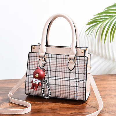 2019 new one-shoulder handbags Europe&the United States fashion elegant big bag handbags handbags
2019 new one-shoulder handbags Europe&the United States fashion elegant big bag handbags handbags