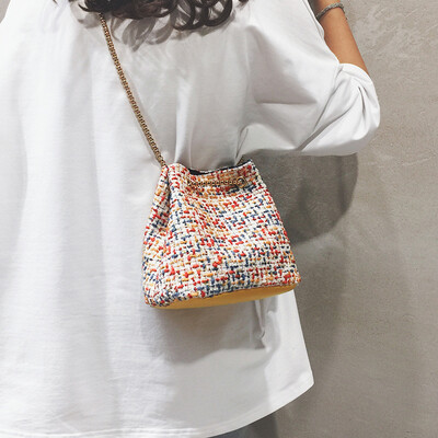 Net red packet wild hair wool bucket bag handbag 2019 new fashion shoulder bag high-quality Messenger bag
Net red packet wild hair wool bucket bag handbag 2019 new fashion shoulder bag high-quality Messenger bag
