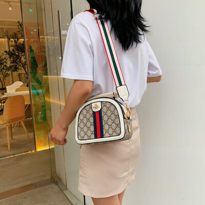 Baggage lady bag small round bag handheld bee broadband summer single shoulder bag ins oblique Bag
Baggage lady bag small round bag handheld bee broadband summer single shoulder bag ins oblique Bag