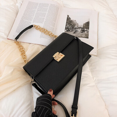 Qiao Bani 2019 new European&American style fashion street shoot C chain K flip cover bills shoulder diagonal cross trend handbags
Qiao Bani 2019 new European&American style fashion street shoot C chain K flip cover bills shoulder diagonal cross trend handbags