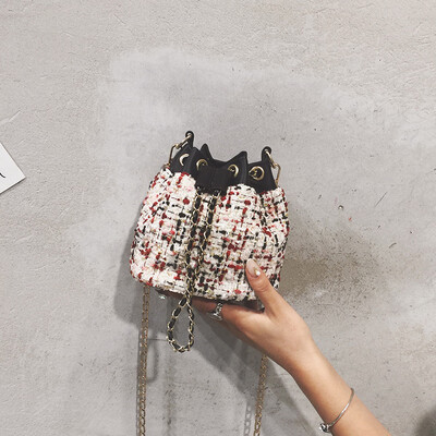 Net red pouch handbag 2019 new ins bucket bag wild gas chain bag summer small fresh messenger bag
Net red pouch handbag 2019 new ins bucket bag wild gas chain bag summer small fresh messenger bag