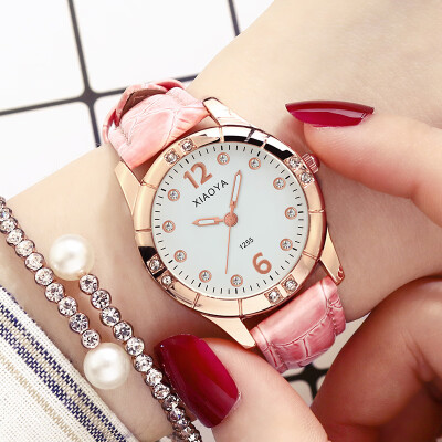 1255 Korean version of the simple trend of fashion waterproof middle school students belt luminous water diamond British
1255 Korean version of the simple trend of fashion waterproof middle school students belt luminous water diamond British