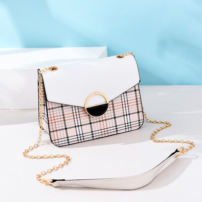 Ladies bag 2019 Korean version of the tide fashion summer new womens bag cool tide wild handbag shoulder Messenger bag
Ladies bag 2019 Korean version of the tide fashion summer new womens bag cool tide wild handbag shoulder Messenger bag