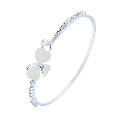 South Korea exquisite luxury small fragrant peach Bracelet Korean clover Bracelet opal bracelet wholesale
South Korea exquisite luxury small fragrant peach Bracelet Korean clover Bracelet opal bracelet wholesale
