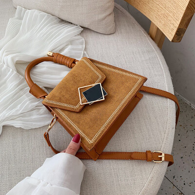 Texture bag female new Korean fashion casual mobile wild single shoulder slung small square bag
Texture bag female new Korean fashion casual mobile wild single shoulder slung small square bag