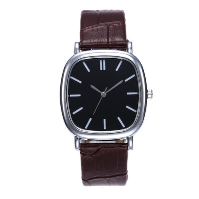 Couple fashion creative watch silver square shell simple men&women on the table quartz watch explosion section
Couple fashion creative watch silver square shell simple men&women on the table quartz watch explosion section
