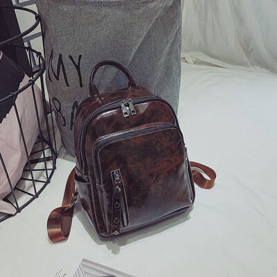 European&American fashion school style retro travel backpack female 2019 new high school student bag large backpack
European&American fashion school style retro travel backpack female 2019 new high school student bag large backpack