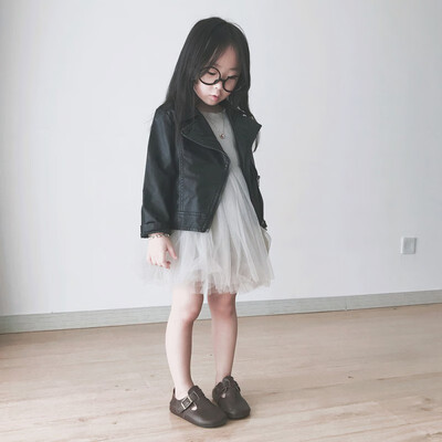 New Autumn Baby Girls Coat 1-7T Cute Toddler Girl Clothes Solid Color Comfort Slim Cotton Jacket Coat Zipper PU Leather Tops
New Autumn Baby Girls Coat 1-7T Cute Toddler Girl Clothes Solid Color Comfort Slim Cotton Jacket Coat Zipper PU Leather Tops