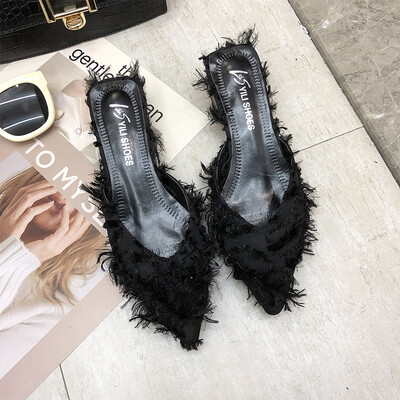 Chic slippers women spring 2019 new Joker Korean version of the outer wear Baotou thick heel half slippers fashion pointed slipper
Chic slippers women spring 2019 new Joker Korean version of the outer wear Baotou thick heel half slippers fashion pointed slipper