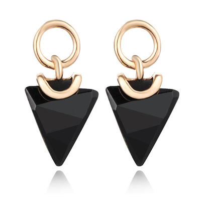 Korean Popular Geometric Irregular Triangle Black Crystal Dangle Drop Earrings For Women Statement Earings Fashion Jewelry 2019
Korean Popular Geometric Irregular Triangle Black Crystal Dangle Drop Earrings For Women Statement Earings Fashion Jewelry 2019