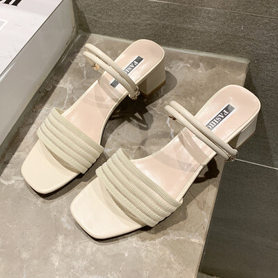 Summer sandals with thick heels high heels flat soles white evening fairies&gentle wind
Summer sandals with thick heels high heels flat soles white evening fairies&gentle wind