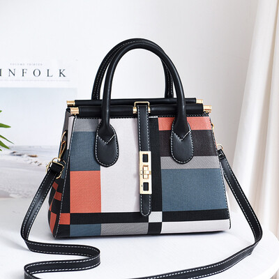 Womens bag 2019 new European&American big bag elegant fashion large capacity trend ladies handbag shoulder bag
Womens bag 2019 new European&American big bag elegant fashion large capacity trend ladies handbag shoulder bag