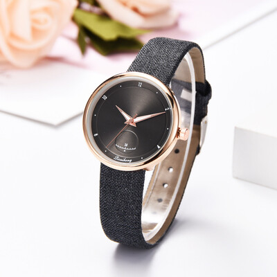 〖Follure〗Fashion Simple Fake Small Dial Monochrome Watch Leather With Strap Ladies Watch
〖Follure〗Fashion Simple Fake Small Dial Monochrome Watch Leather With Strap Ladies Watch
