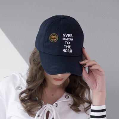 Baseball cap Summer new sunscreen lady hat Street hip-hopping duck tongue hat embroidered round label male sunshade hat
Baseball cap Summer new sunscreen lady hat Street hip-hopping duck tongue hat embroidered round label male sunshade hat