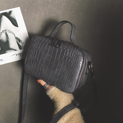 Tailored Fashion Your Lady Solid Color Crocodile Tote Bag Joker Shoulder Crossbody Bag
Tailored Fashion Your Lady Solid Color Crocodile Tote Bag Joker Shoulder Crossbody Bag