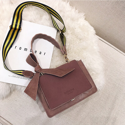 Spring&summer Scrub bag female 2019 new wave Korean version of the wild single shoulder diagonal portable fashion wide shoulder strap small square bag
Spring&summer Scrub bag female 2019 new wave Korean version of the wild single shoulder diagonal portable fashion wide shoulder strap small square bag