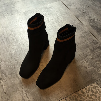 British Wind Martin Boots Female Autumn Fashion Hundred Sets of Rough-heeled Academic Style European&American Retro Shoes
British Wind Martin Boots Female Autumn Fashion Hundred Sets of Rough-heeled Academic Style European&American Retro Shoes