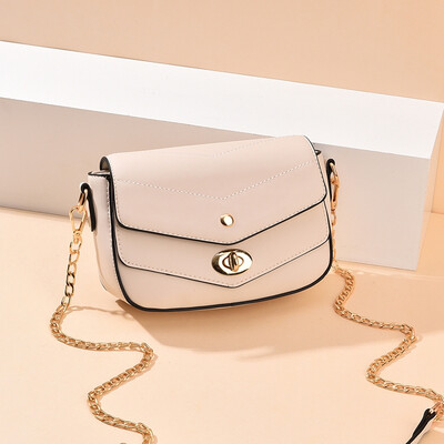 Summer single shoulder lady fashion Korean version ins100 chain slanting bag fashion is simple
Summer single shoulder lady fashion Korean version ins100 chain slanting bag fashion is simple
