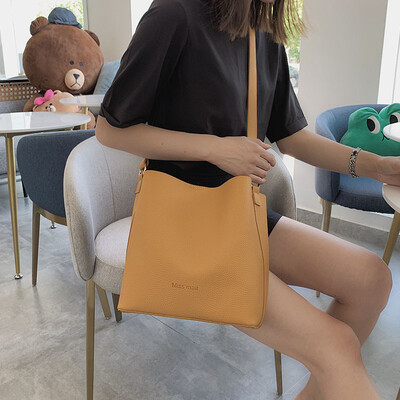 Net red simple small bag summer popular female bag new 2019 Korean version of the wild bucket bag shoulder bag Messenger bag
Net red simple small bag summer popular female bag new 2019 Korean version of the wild bucket bag shoulder bag Messenger bag