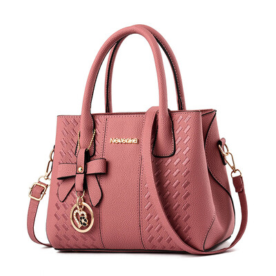 Ladies bag 2019 spring new cool Korean version of the handbag female big bag shoulder bag Messenger bag
Ladies bag 2019 spring new cool Korean version of the handbag female big bag shoulder bag Messenger bag