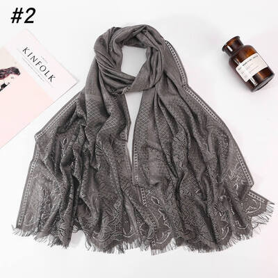 Hui people hijab Muslim ladies headscarf wholesale 2019 new cross-border fashion lace scarf
Hui people hijab Muslim ladies headscarf wholesale 2019 new cross-border fashion lace scarf