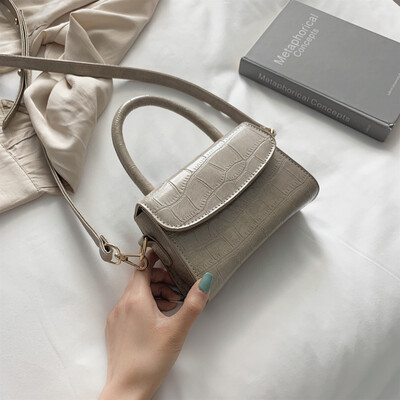 Advanced sense of foreign style womens bag texture crocodile pattern portable bag new 2019 simple retro small square bag Messenge
Advanced sense of foreign style womens bag texture crocodile pattern portable bag new 2019 simple retro small square bag Messenge