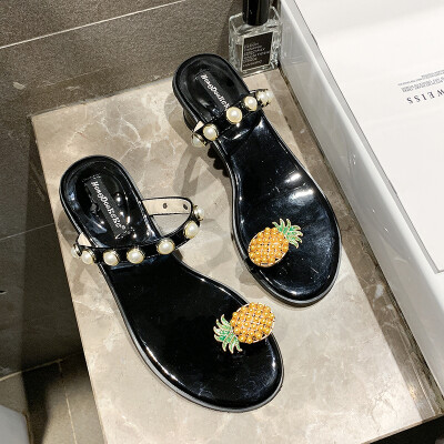 Slippers wear fashion summer Korean version of pineapple set pearl French sandals ins tide
Slippers wear fashion summer Korean version of pineapple set pearl French sandals ins tide
