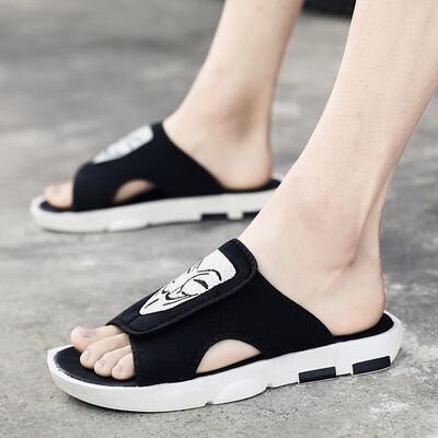 Mens sandals summer Vietnamese beach sandals leisure Korean version of the trend outdoor slippers
Mens sandals summer Vietnamese beach sandals leisure Korean version of the trend outdoor slippers