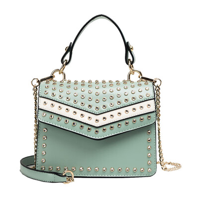 Chain small bag female 2019 new Korean chic embroidery line Lingge small square bag Hong Kong style wild single shoulder Messenger bag
Chain small bag female 2019 new Korean chic embroidery line Lingge small square bag Hong Kong style wild single shoulder Messenger bag
