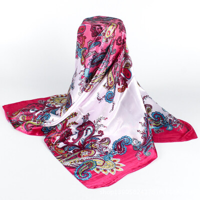 Korean version of the silk scarf large square scarf satin scarf chain large square factory outlet
Korean version of the silk scarf large square scarf satin scarf chain large square factory outlet