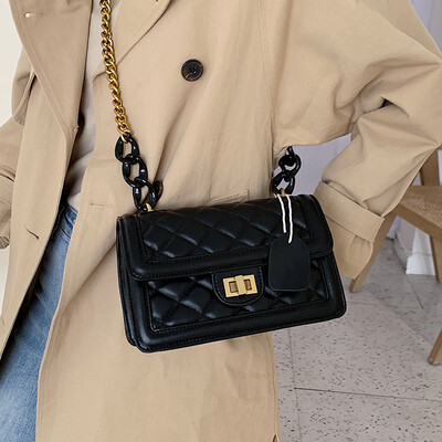 Ins net red small bag female 2019 new texture popular small square bag ocean rhombic chain single shoulder messenger bag
Ins net red small bag female 2019 new texture popular small square bag ocean rhombic chain single shoulder messenger bag