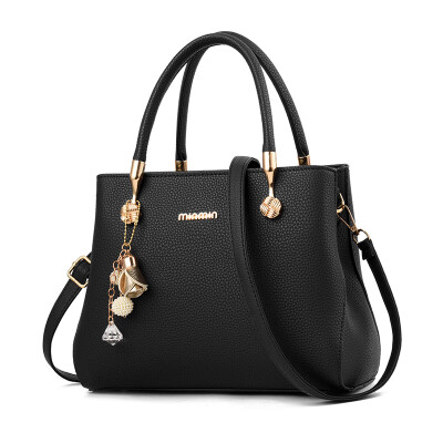 Womens summer fashion womens handbags in Europe&the United States have a large capacity air single shoulder slanted women
Womens summer fashion womens handbags in Europe&the United States have a large capacity air single shoulder slanted women