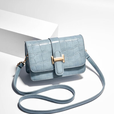 2019 spring new Korean fashion trend handbags Messenger bag fresh shoulder diagonal pouch
2019 spring new Korean fashion trend handbags Messenger bag fresh shoulder diagonal pouch