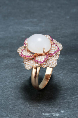 WANYANSHAOHUA Xinjiang Hetian seed material sheep fat white jade jewelry pendants18354-18358
WANYANSHAOHUA Xinjiang Hetian seed material sheep fat white jade jewelry pendants18354-18358