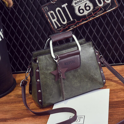 Handbag female 2018 new ladies shoulder diagonal package Europe&the United States tide retro small square bag female Mummy bag handbag
Handbag female 2018 new ladies shoulder diagonal package Europe&the United States tide retro small square bag female Mummy bag handbag