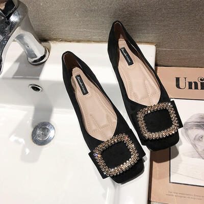 Single shoe girl 2019 spring new square buckle face square head shallow fairy wind flat bottom ladle shoes soft soles bean shoes
Single shoe girl 2019 spring new square buckle face square head shallow fairy wind flat bottom ladle shoes soft soles bean shoes