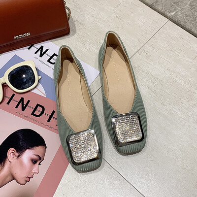 Single Shoe Lady Summer Soft-soled Soft-soled Shoes Fairy Korean Version Baitie Square Head Shallow Flat-soled Bean Shoes Lady
Single Shoe Lady Summer Soft-soled Soft-soled Shoes Fairy Korean Version Baitie Square Head Shallow Flat-soled Bean Shoes Lady